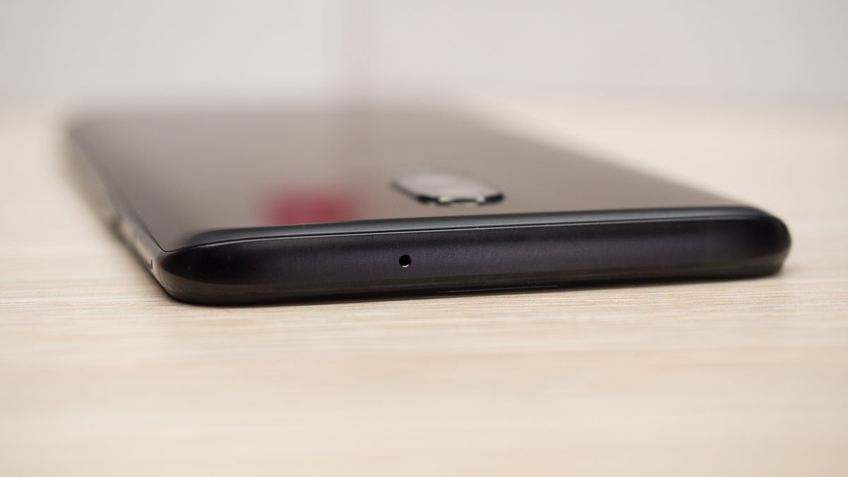 OnePlus 6T has a puny share of T-Mobile's phone sales, but OnePlus 7 may change that