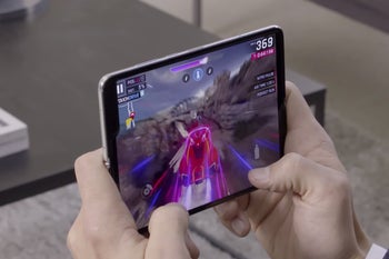 Samsung Galaxy Fold reservations are now open in the US, sky-high price expected