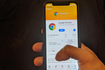 U.S. iOS users need to uninstall the Chrome browser app now