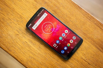 Fresh Motorola deals include discounts on Moto Z3 Play, Moto X4, G6, and other phones