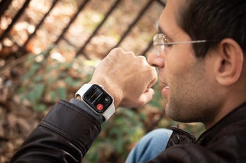 Best Buy has several dozen Apple Watch Series 4 models on sale at $50 off list prices