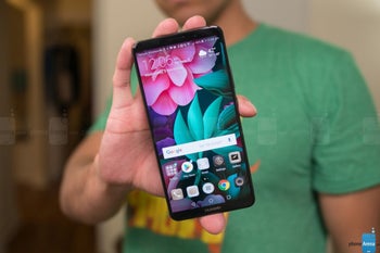 2017's excellent Huawei Mate 10 Pro is down to an unbeatable $400 price (new with warranty)