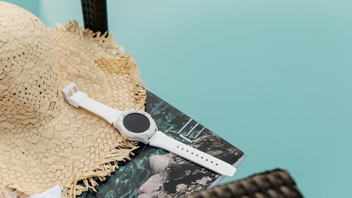 Mobvoi TicWatch S2 is now available in white for just $90 (50% off)