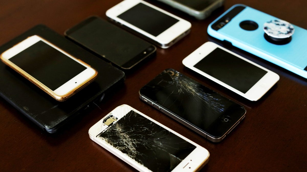 Teens go Stringer Bell on their phone-restricting parents