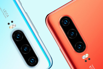 Trump takes first step toward U.S. ban on Huawei products