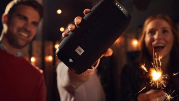 Deal: Grab a refurbished JBL Link 10 portable speaker for just $40 (50% off)