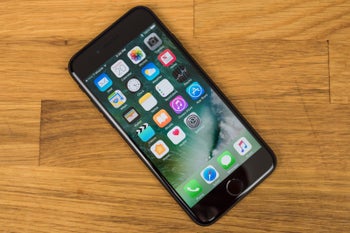 Deal: Grab a refurbished, unlocked Apple iPhone 7 128GB for just $230 at Woot