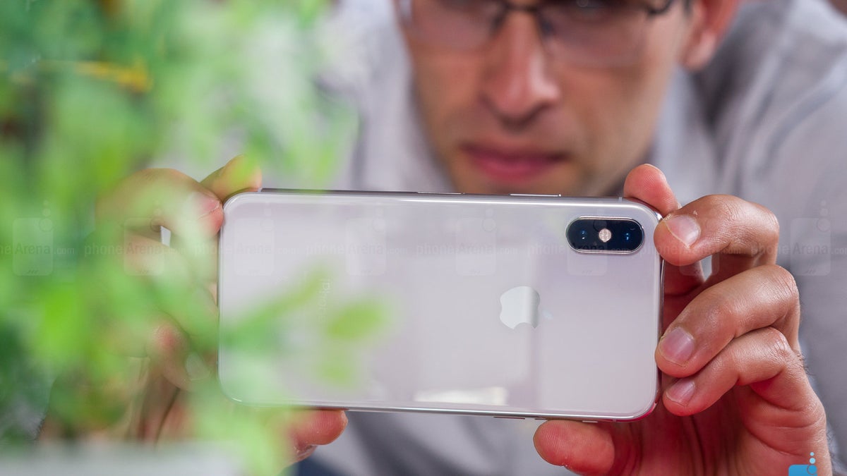 Verizon and AT&T iPhone XS comes with a $350 Target gift card deal