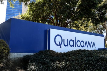 Qualcomm seeks hold on court decision that could change the way it sells chips