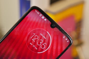 The new Motorola Moto Z4 is officially available for pre-order and comes with a $199 gift