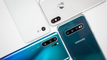 Huawei's troubles could hurt the entire smartphone market, leading to another shipment decline
