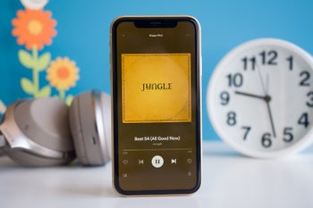 Spotify brings its lightweight Stations app to the US