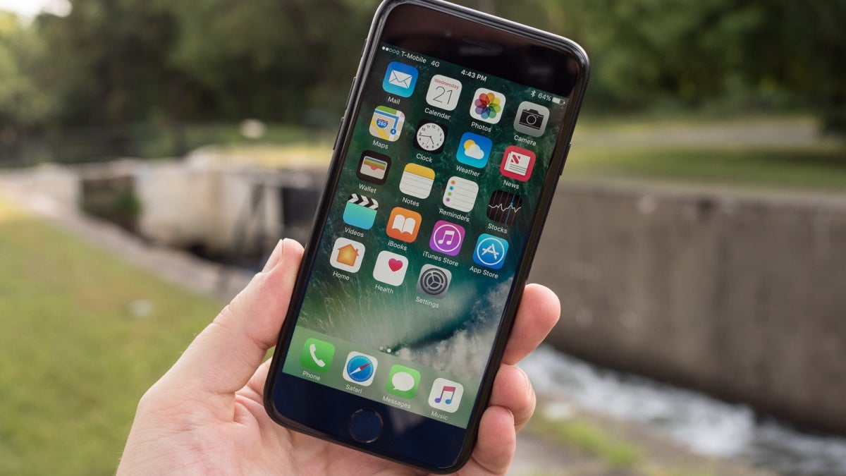 Apple's iPhone 7 slips below $200 mark in refurbished condition with 90-day warranty
