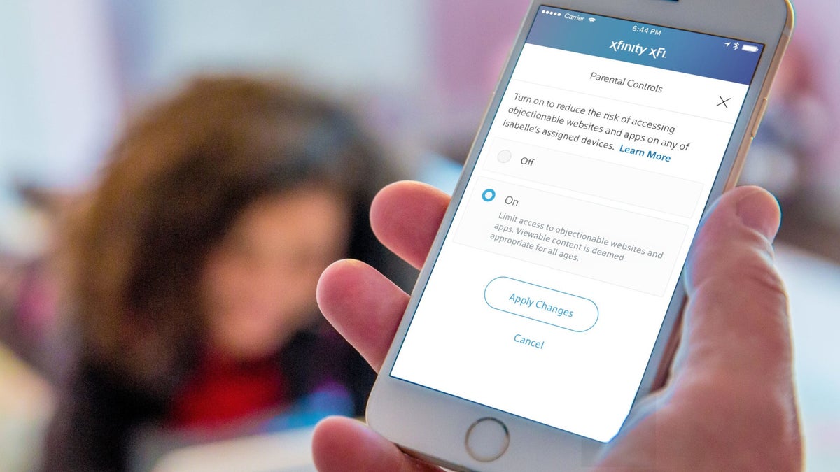 Apple to Comcast: if you want to sell iPhones, you have to sell iPads and eat the discount