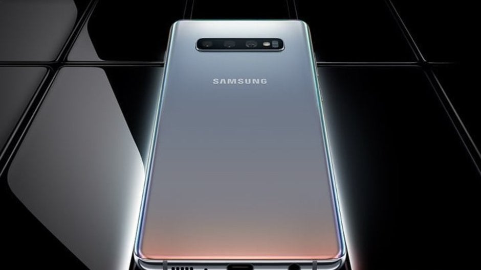 This is how the silver Galaxy S10+ looks... you still can't have it, though!