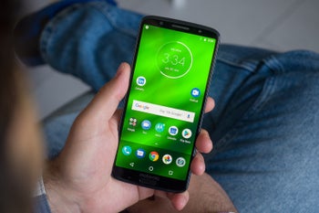 Deal: Unlocked Moto G6 Play price drops to just $100 at Best Buy (carrier activation required)