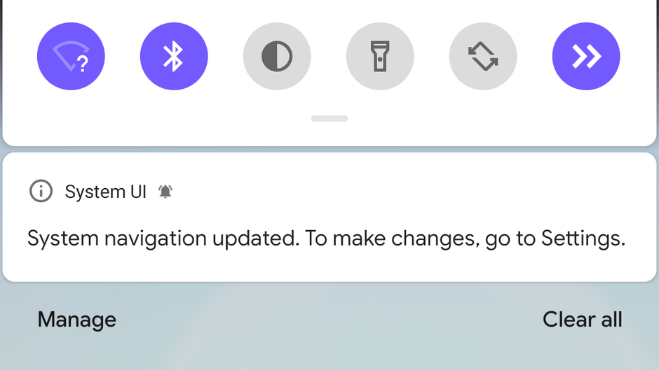 Android Q finally gets the pull down for notification bar gesture, yay