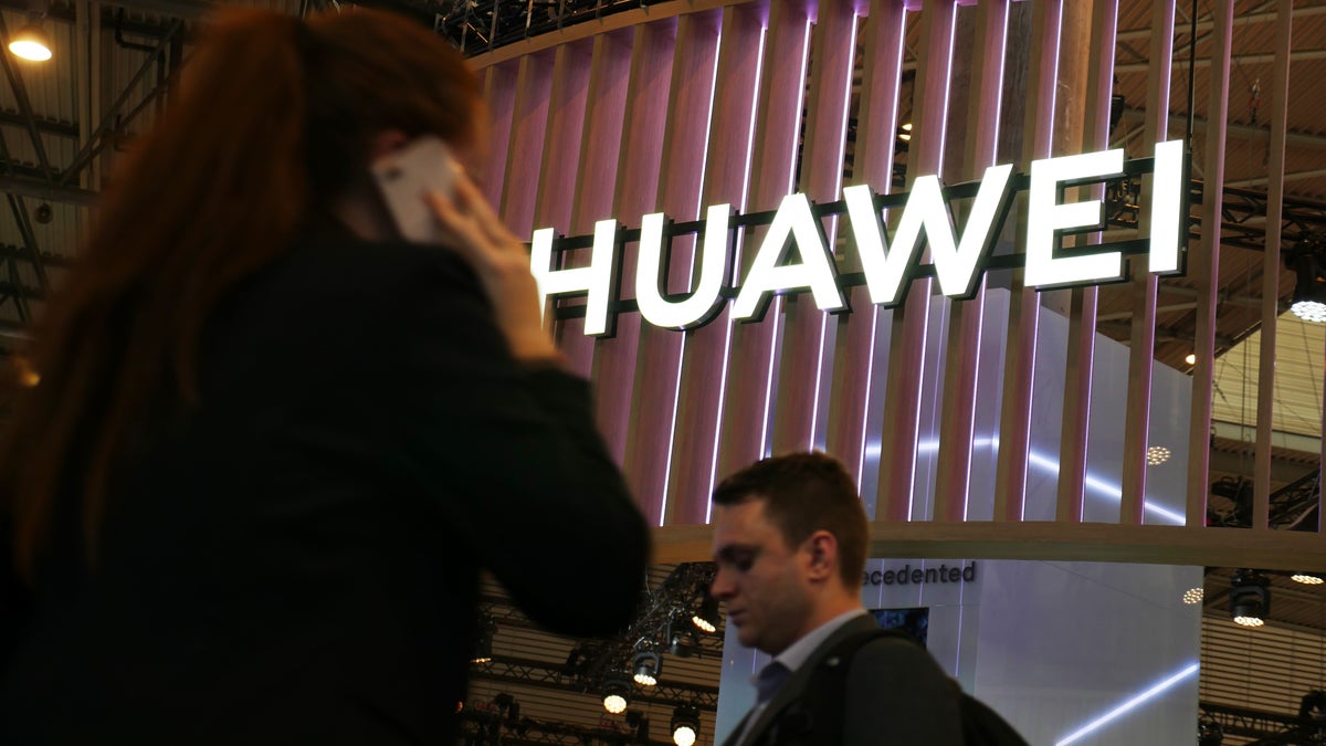 Huawei personnel held dual positions with Chinese military, new study claims