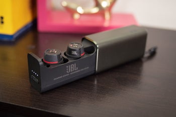 Android will finally tell the true battery level on each of your Fast Pair wireless buds