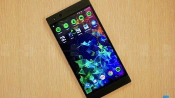 Here's how you can get the Razer Phone 2 at only $380 after a $420 total discount