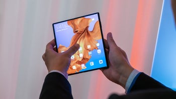 Final Huawei Mate X to be lighter but possibly feature a smaller battery