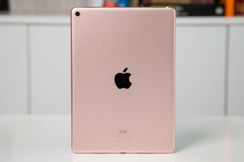 WhatsApp for iPad ready for release, but a major update is holding it back