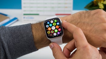 Why is everyone so far behind Apple in the smartwatch market?