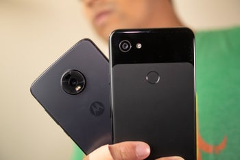 Motorola would thrive if it created a rival to Google's Pixel 3a