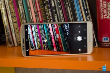 Best Buy has the big-battery Moto G6 Play on sale for $0 with AT&T installments