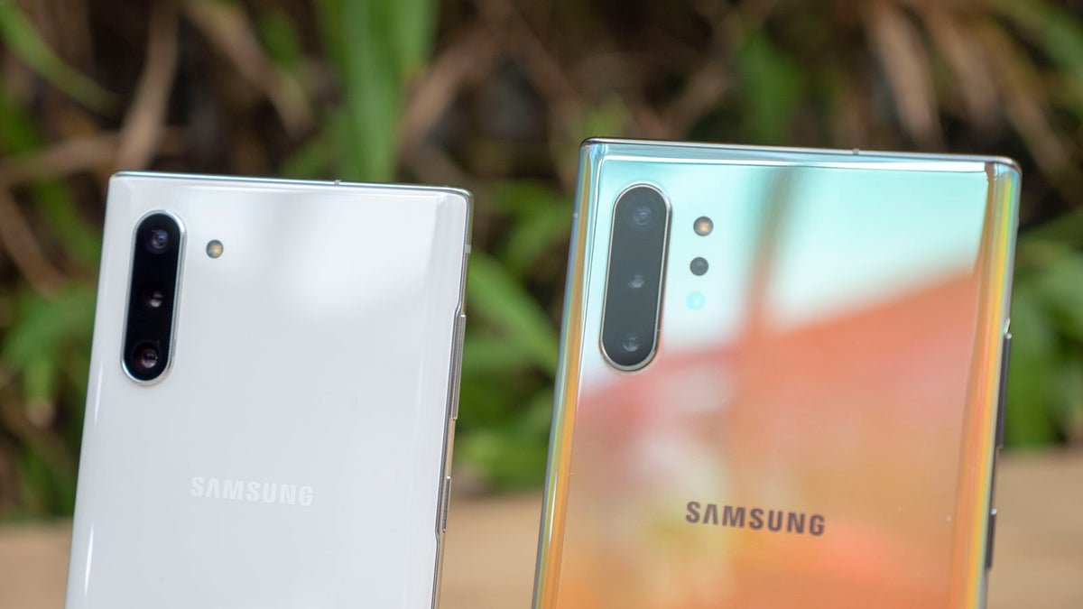 Samsung ditched the headphone jack, now it's deleting Apple trolling videos