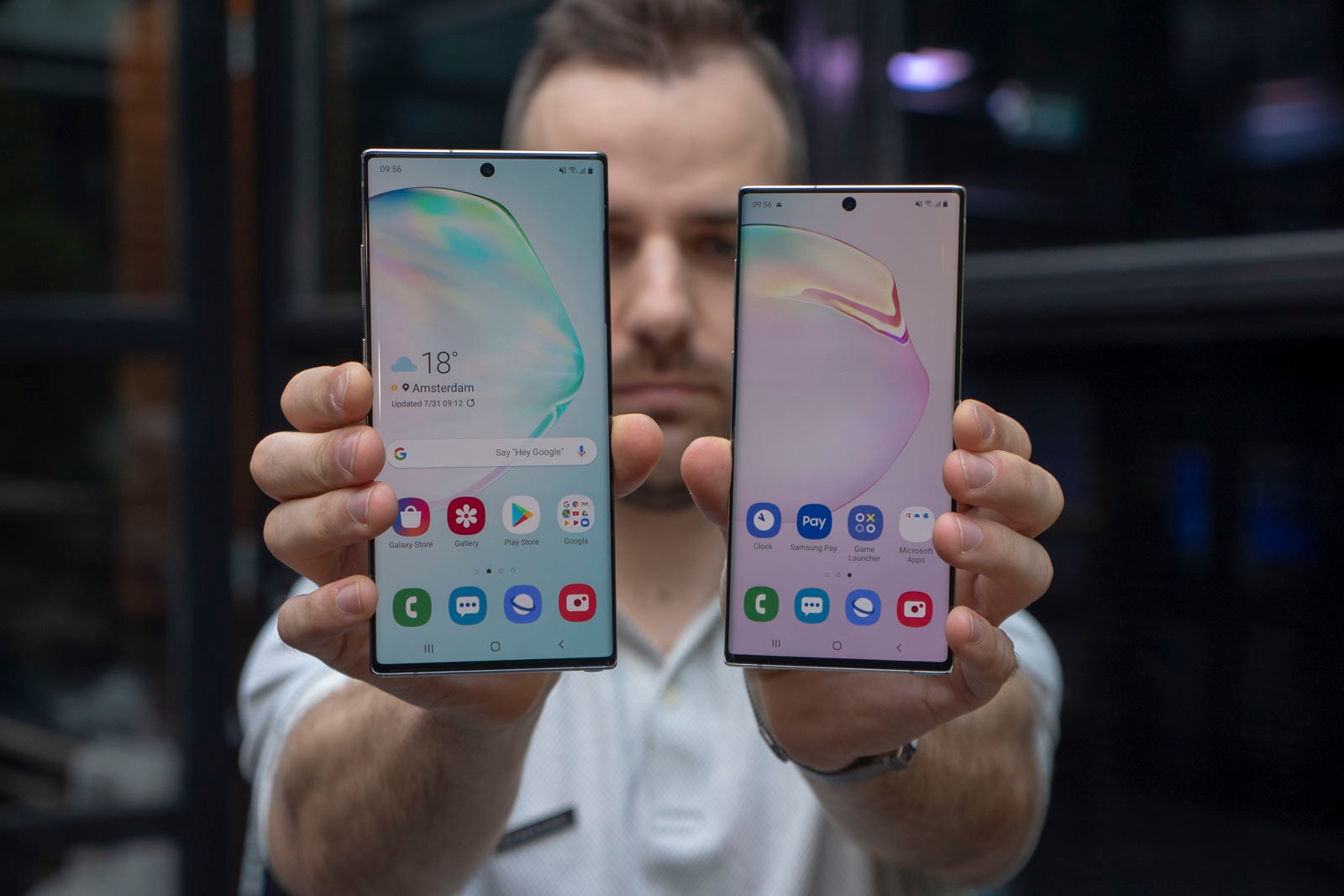 Смартфоны 10 андроидом. Samsung Galaxy s10 версия андроид. Самсунг андроид 10. Андроид 10 Samsung s9. Последняя версия Samsung Note.