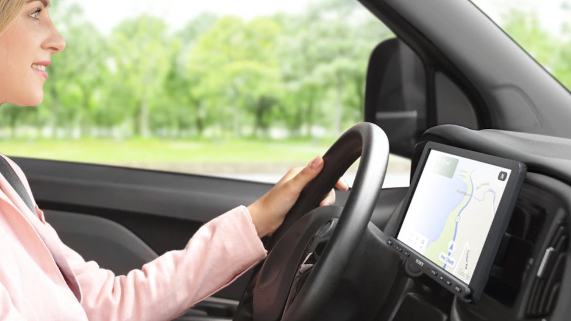 Sony unveils impressive Android Auto / CarPlay receiver with giant screen