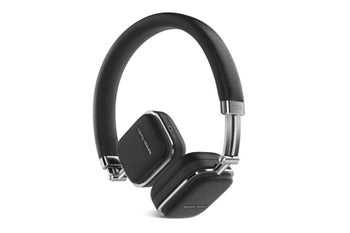Harman Kardon's stylish Soho Wireless headphones are just $70 ($180 off) today