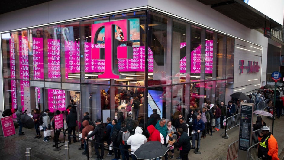 Last chance to win one of ten Samsung Galaxy Note 10 phones being given away by T-Mobile