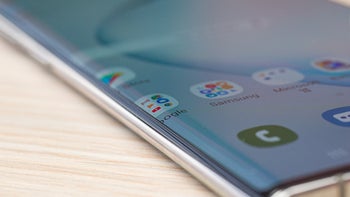 Now that we have two Galaxy Notes, can we get one with a flat display?