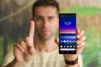 Sony's IFA 2019 teaser keeps our Xperia 2 Compact hopes alive