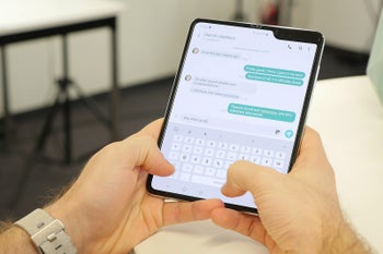The Galaxy Fold’s launch in South Korea is a success, first batch of units gone in mere hours