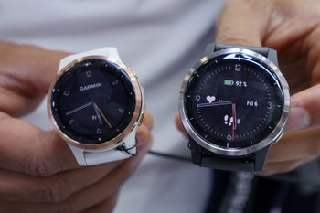 vivoactive vs galaxy watch