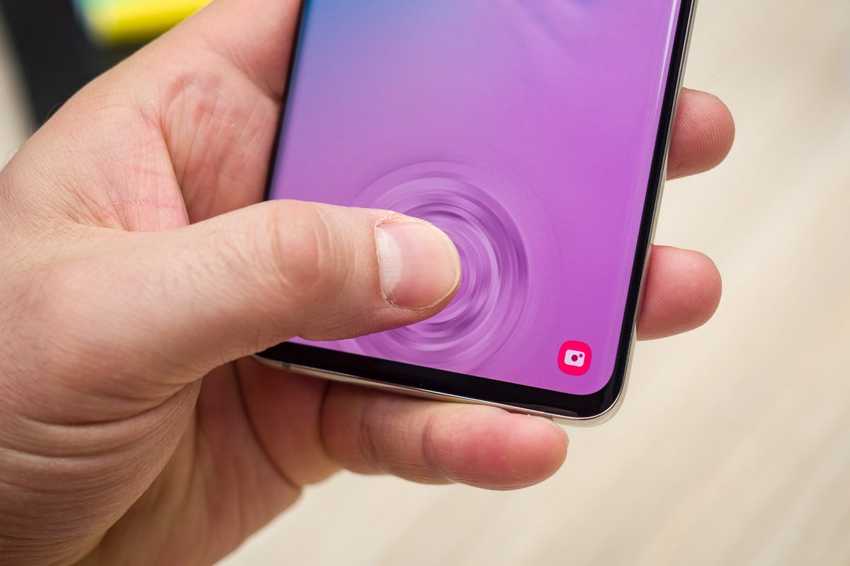 The Galaxy S11's fingerprint scanner might crush the Galaxy S10's
