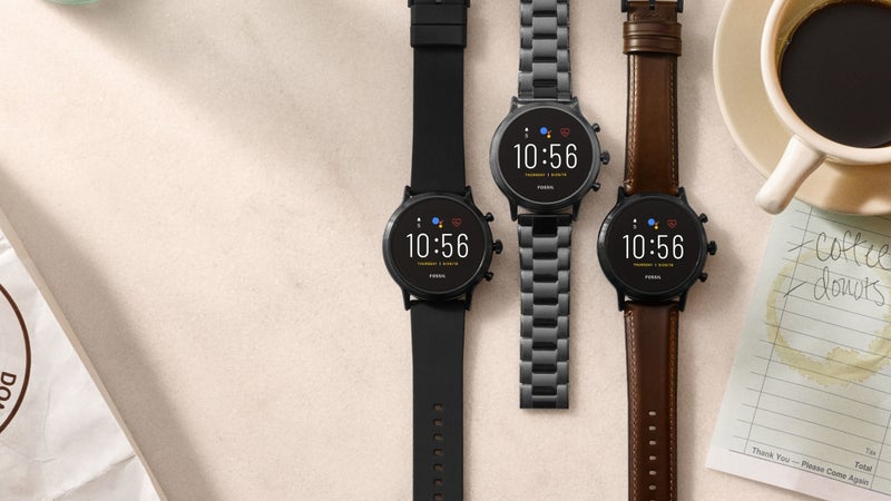 Fossil is the only company capable of challenging Apple in the smartwatch market