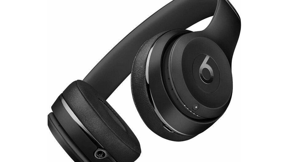 Deal: Save 53% on the Beats Solo3 Wireless headphones