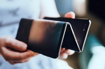 TCL's prototype phone folds open to become a 10-inch tablet