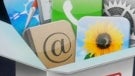 Apple iPhone applications getting updated for iOS 4