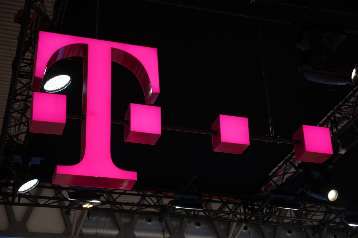 TMobile unveils ultraaffordable Magenta First Responder plans