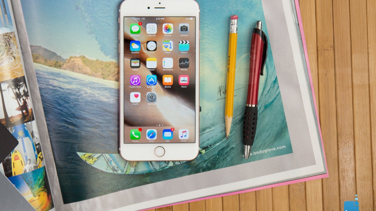 Cricket has great deals on two older iPhones