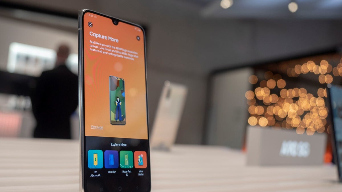 This Galaxy S10 Lite battery capacity leak has us salivating