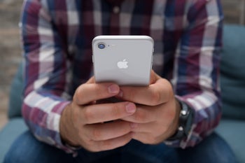 Apple's iPhone SE 2 won't be as popular as first predicted, analyst suggests