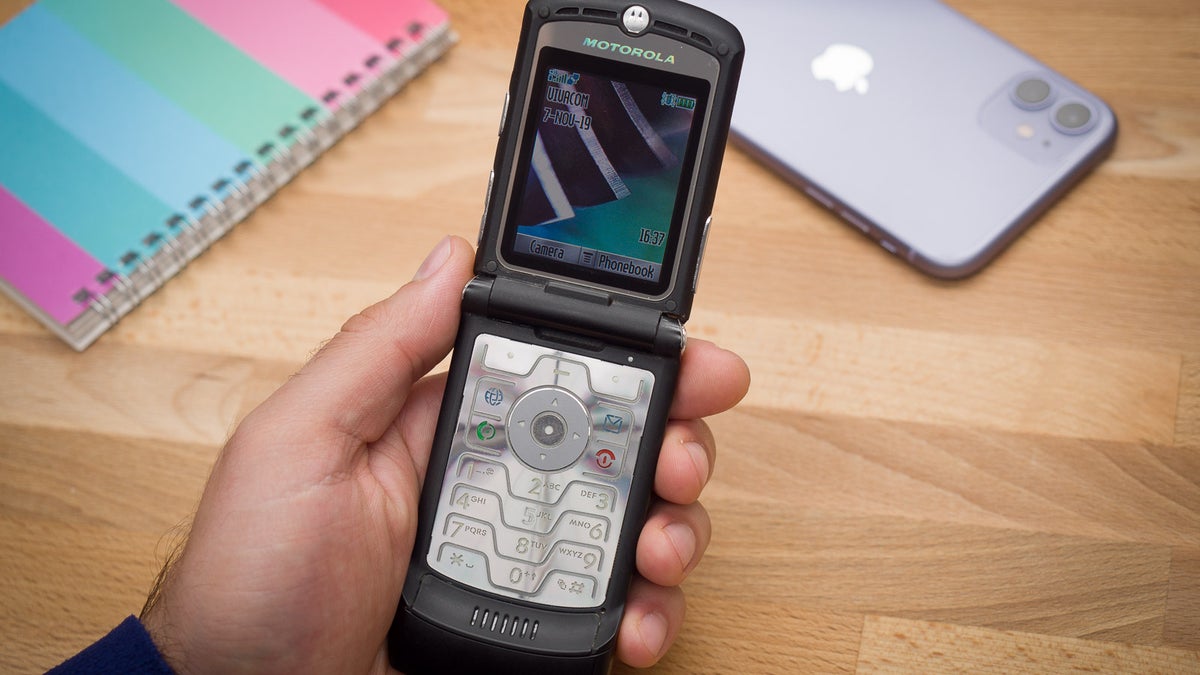 Motorola RAZR V3m Verizon Flip Phone ONLY - Silver