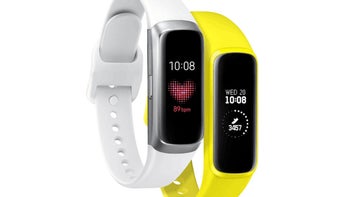 Samsung Galaxy Fit update brings new watch faces, music control feature