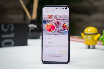 Samsung's excellent Galaxy S10e is on sale at a new all-time low price with 90-day warranty